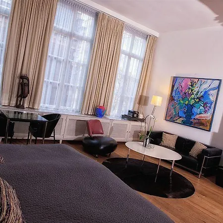 Hotel Galerie Dis 3*