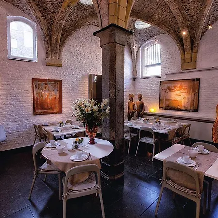 Hotel Galerie Dis
