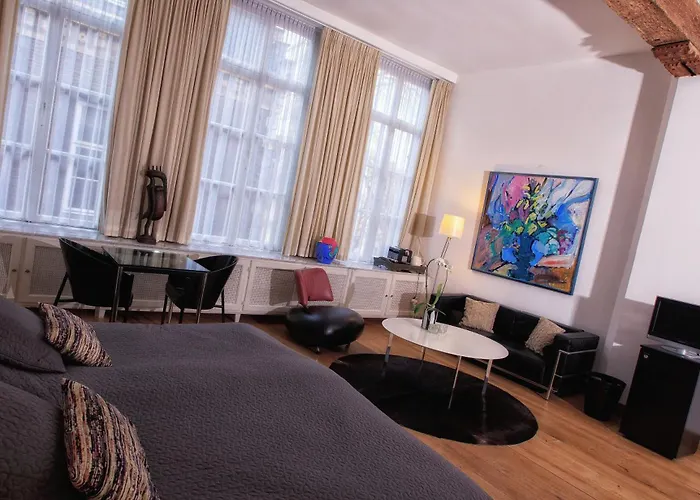 Hotel Galerie Dis 3*