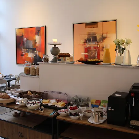 迪斯画廊酒店 酒店