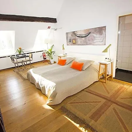 Hotell Galerie Dis