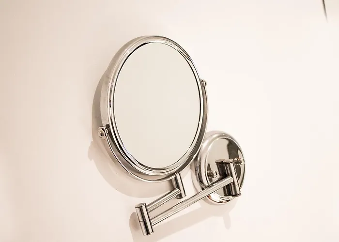 Galerie Dis فندق 3*