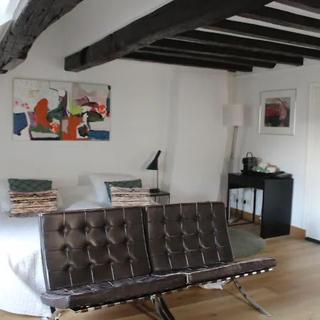 Hotel Galerie Dis
